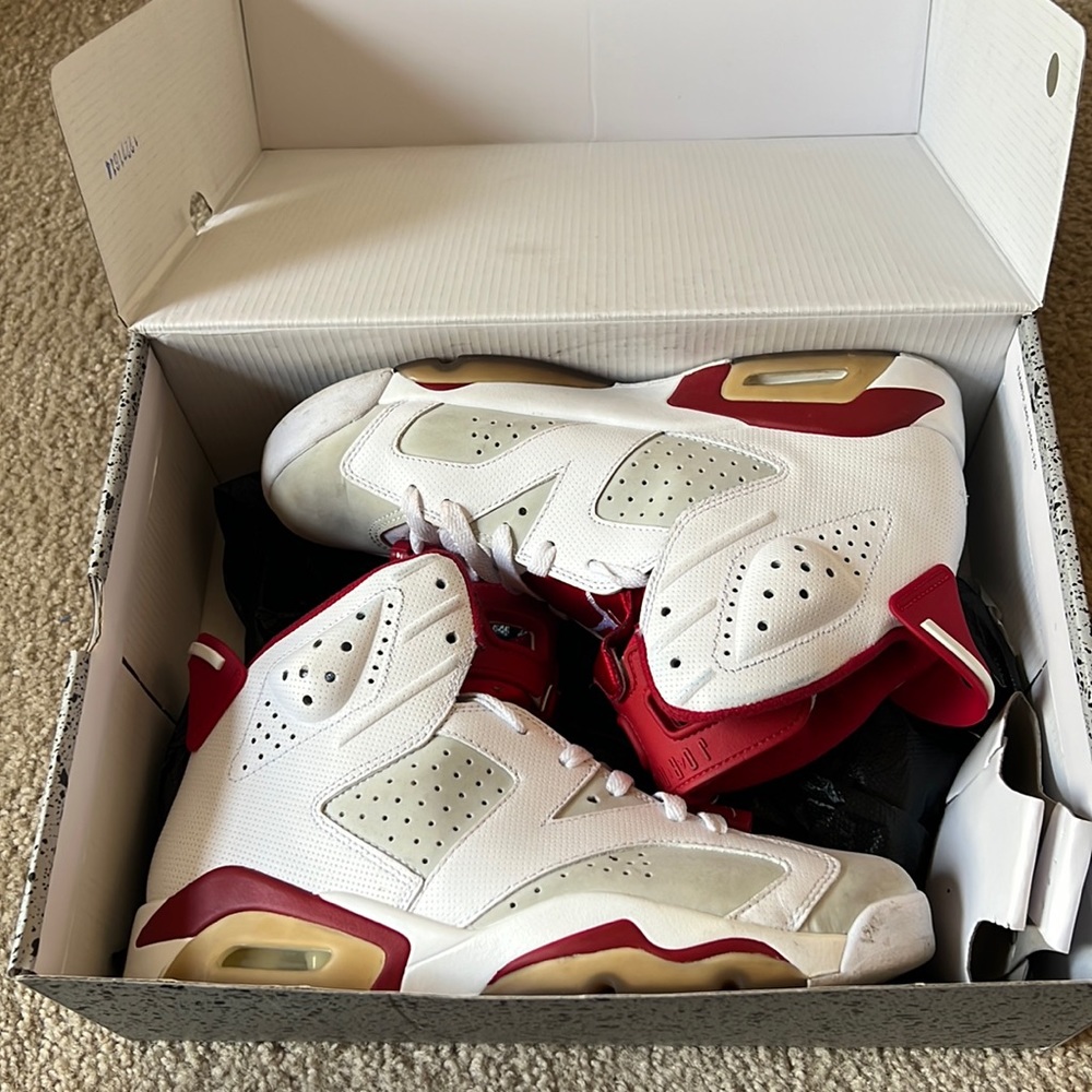 Air Jordan 6 Retro